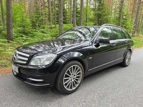 Mercedes-Benz C220