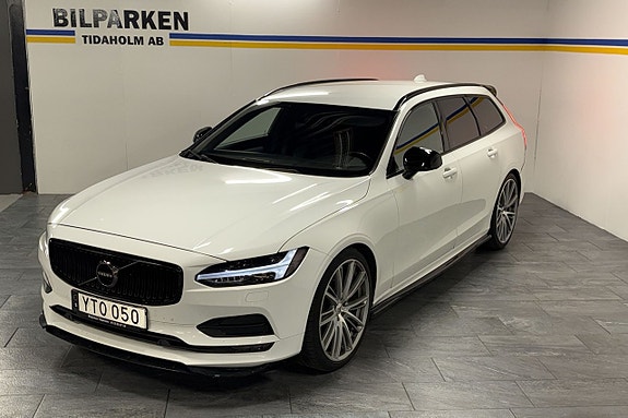 Volvo V90 3 of 5