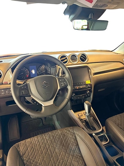 Suzuki Vitara 7 of 10