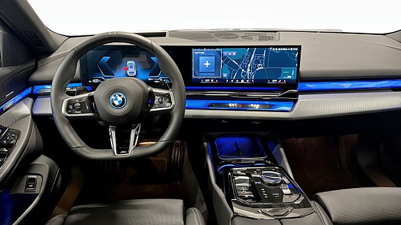 BMW 550e 4 of 5
