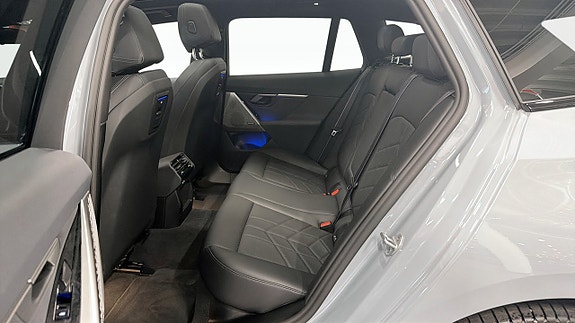 BMW 550e 5 of 5