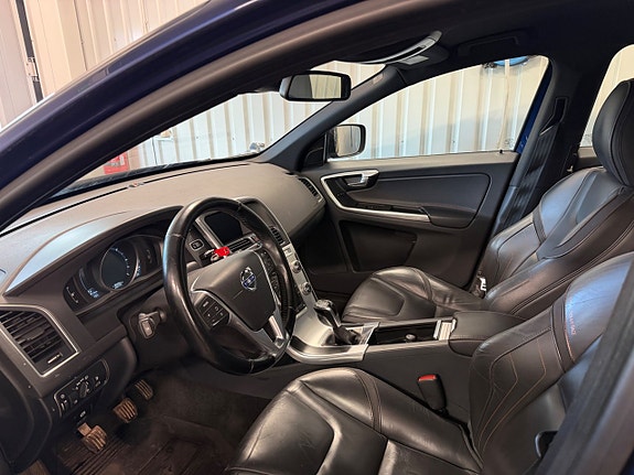 Volvo XC60 5 of 5