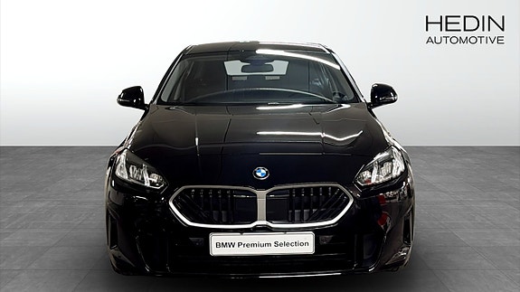 BMW 120 8 of 12
