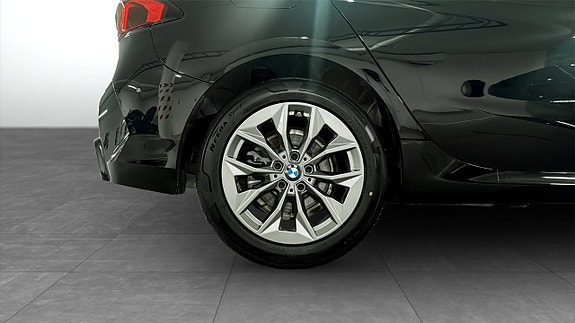 BMW 120 9 of 12