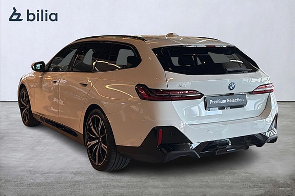 BMW i5 5 of 21