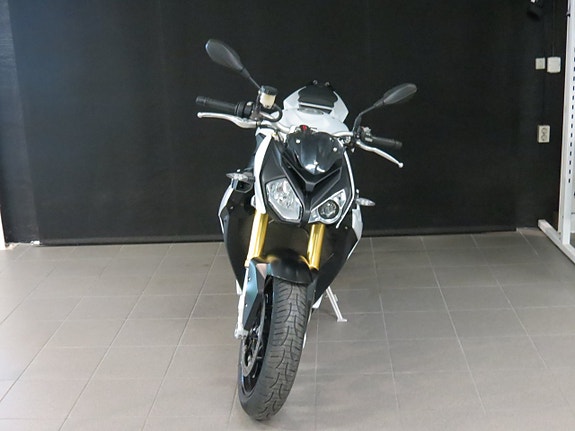 BMW S 1000 R 3 of 6