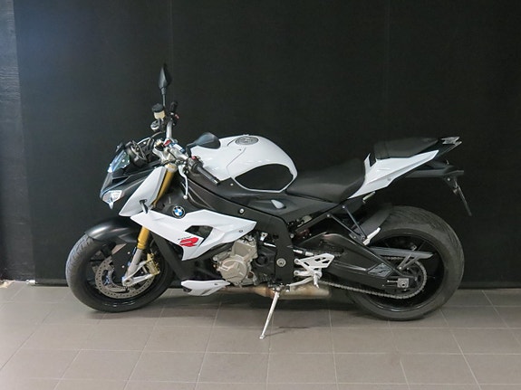 BMW S 1000 R 2 of 6