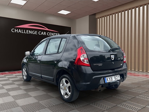 Dacia Sandero 5 of 5