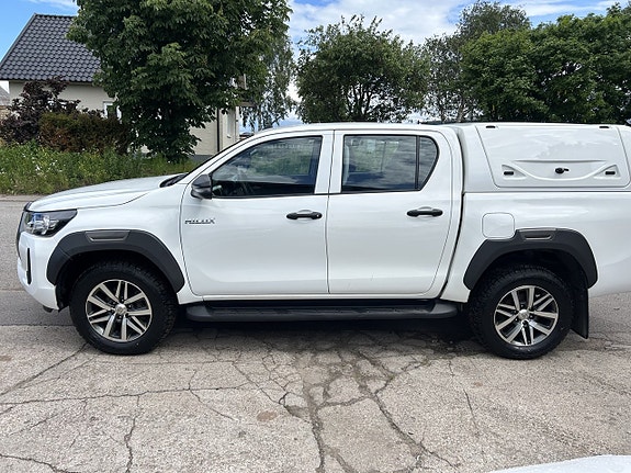 Toyota HiLux 5 of 12