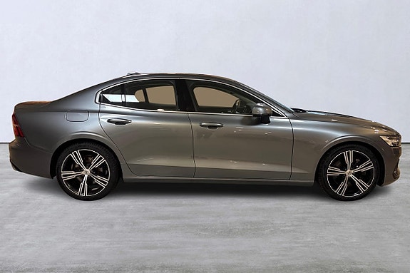 Volvo S60 3 of 5
