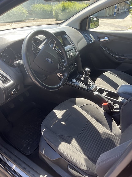 Ford Focus 7 of 7