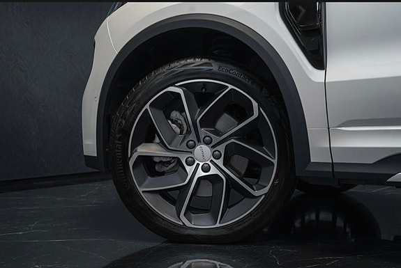 Lynk & Co 01 5 of 5