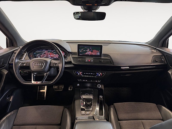 Audi Q5 9 of 24