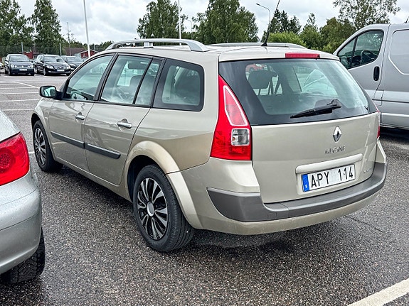 Renault Megane 6 of 6