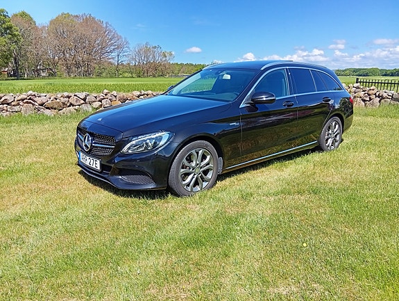 Mercedes-Benz C200 d 3 of 5