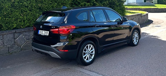 BMW X1 3 of 5