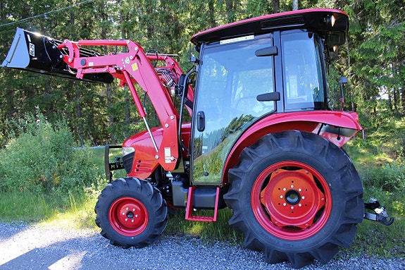 Traktor TYM 5025C 48hk 4WD Frontlastare 7 of 8