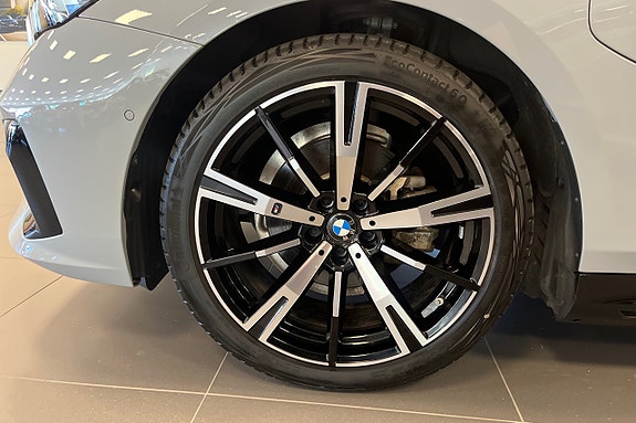 BMW 530e 14 of 18