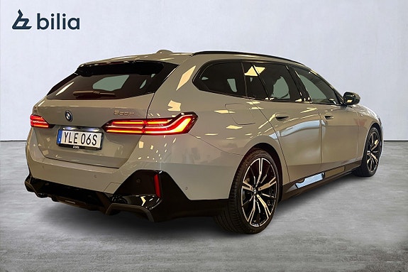 BMW 530e 16 of 18
