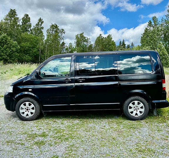 Volkswagen Multivan 4 of 5
