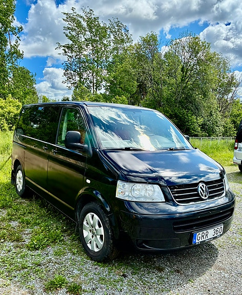 Volkswagen Multivan 6 of 24