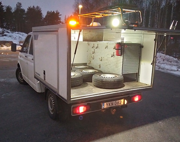 Volkswagen Transporter 4 of 5