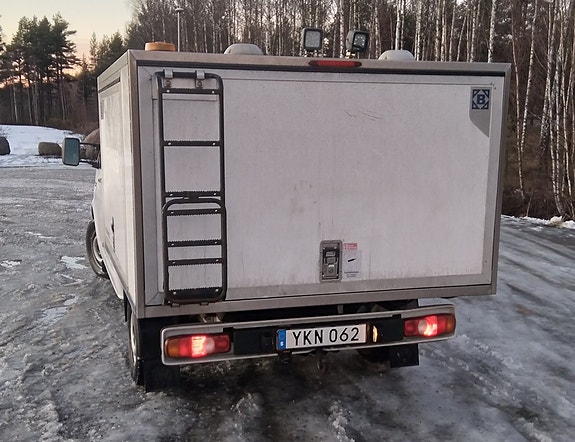 Volkswagen Transporter 3 of 5