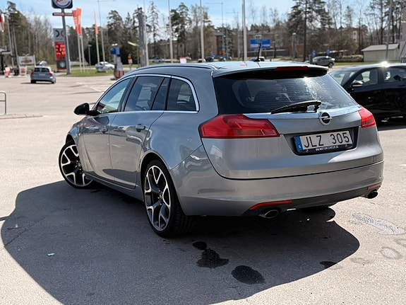 Opel Insignia 3 of 5