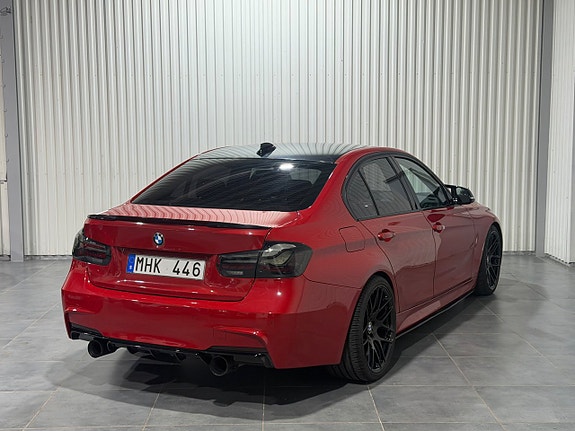 BMW 335i 2 of 5