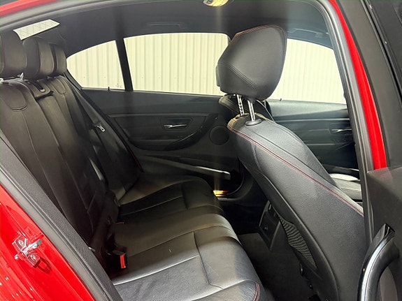 BMW 335i 20 of 20