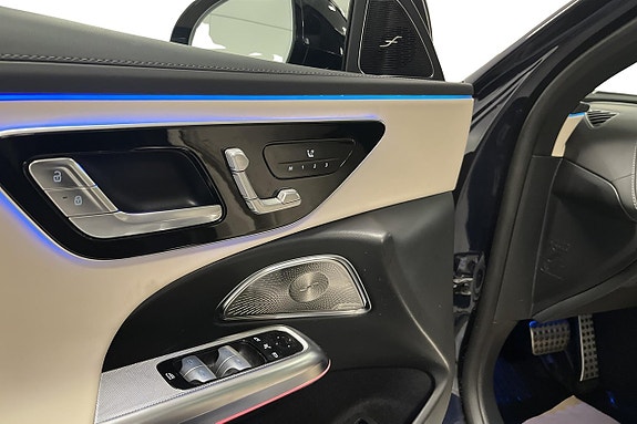 Mercedes-Benz E300 e 14 of 18