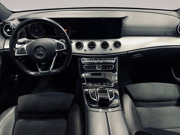 Mercedes-Benz E220 d 14 of 29