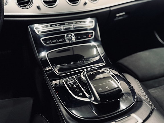Mercedes-Benz E220 d 16 of 29