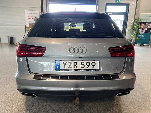 Audi A6 4 of 5