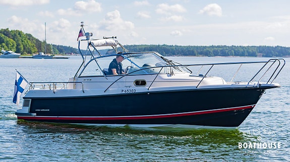 Nimbus 27 Nova S | Volvo Penta D4-260 A-C, DPH-A 2 of 5