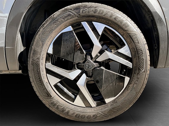 Peugeot 2008 14 of 15