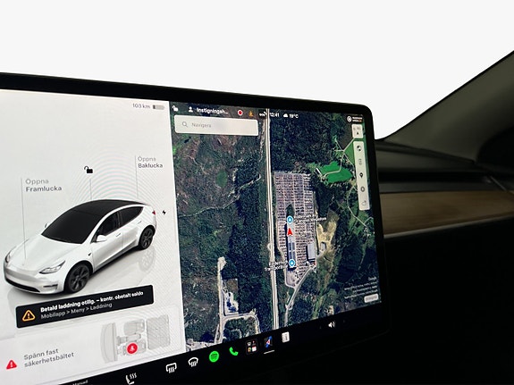 Tesla Model Y 21 of 30