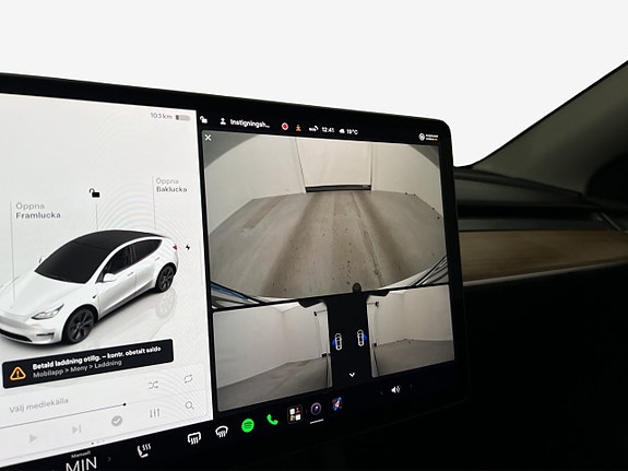 Tesla Model Y 24 of 30