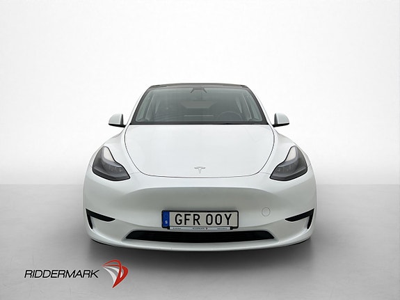 Tesla Model Y 3 of 30