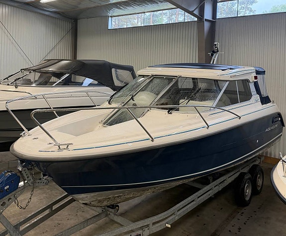 Aquador 22HT Volvo Penta 4,3GL