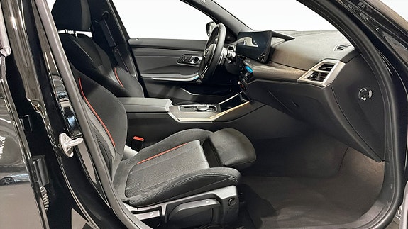 BMW 330e 3 of 5