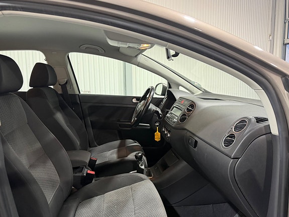 Volkswagen Golf Plus 10 of 14