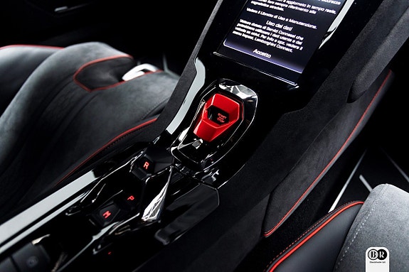 Lamborghini Huracan 21 of 22