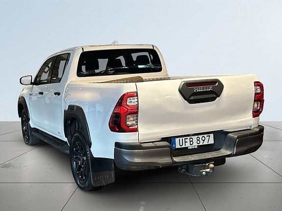 Toyota HiLux 5 of 5