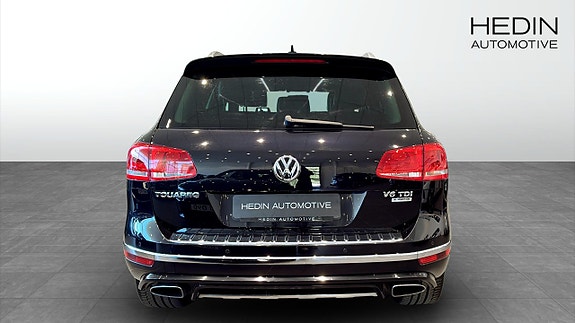 Volkswagen Touareg 7 of 9