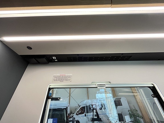 Adria Coral XL 660 SL / ALDE / Automat / 5bältad / Markis / Familjedrömmen/ 22 of 30