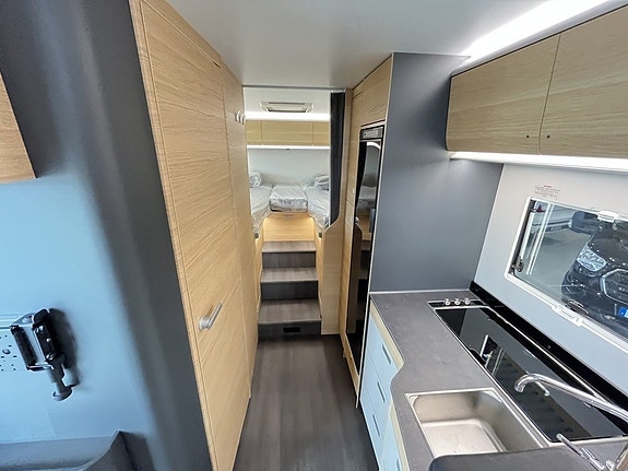 Adria Coral XL 660 SL / ALDE / Automat / 5bältad / Markis / Familjedrömmen/ 20 of 30