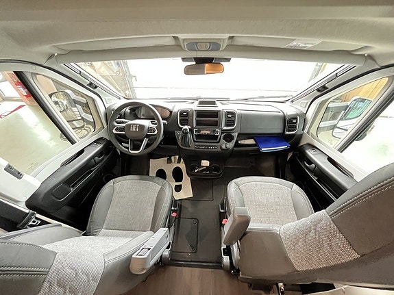 Adria Coral XL 660 SL / ALDE / Automat / 5bältad / Markis / Familjedrömmen/ 12 of 30