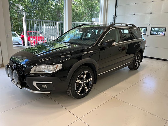 Volvo XC70 3 of 5