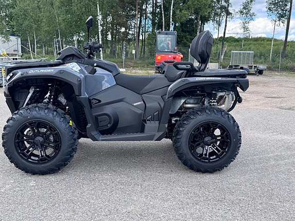 Can-Am Outlander DPS 1000 R ABS 3 of 4